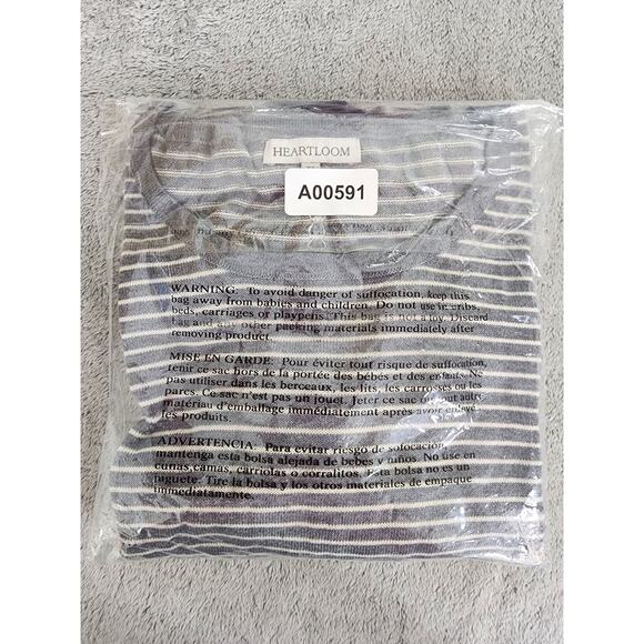 Heartloom Striped Merino Wool Crop Sleeve Sweater Size XS Gray White Back Slit - Picture 8 of 8